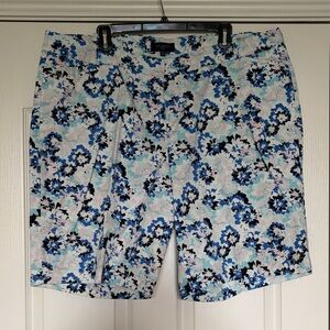 Talbots Blue, Pink & Navy Floral Cotton-Blend Shorts 10in Sz 18W
